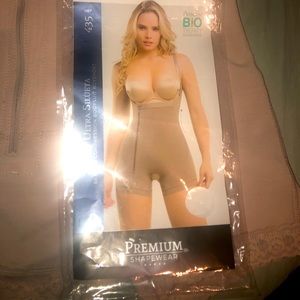 Columbian body shaper